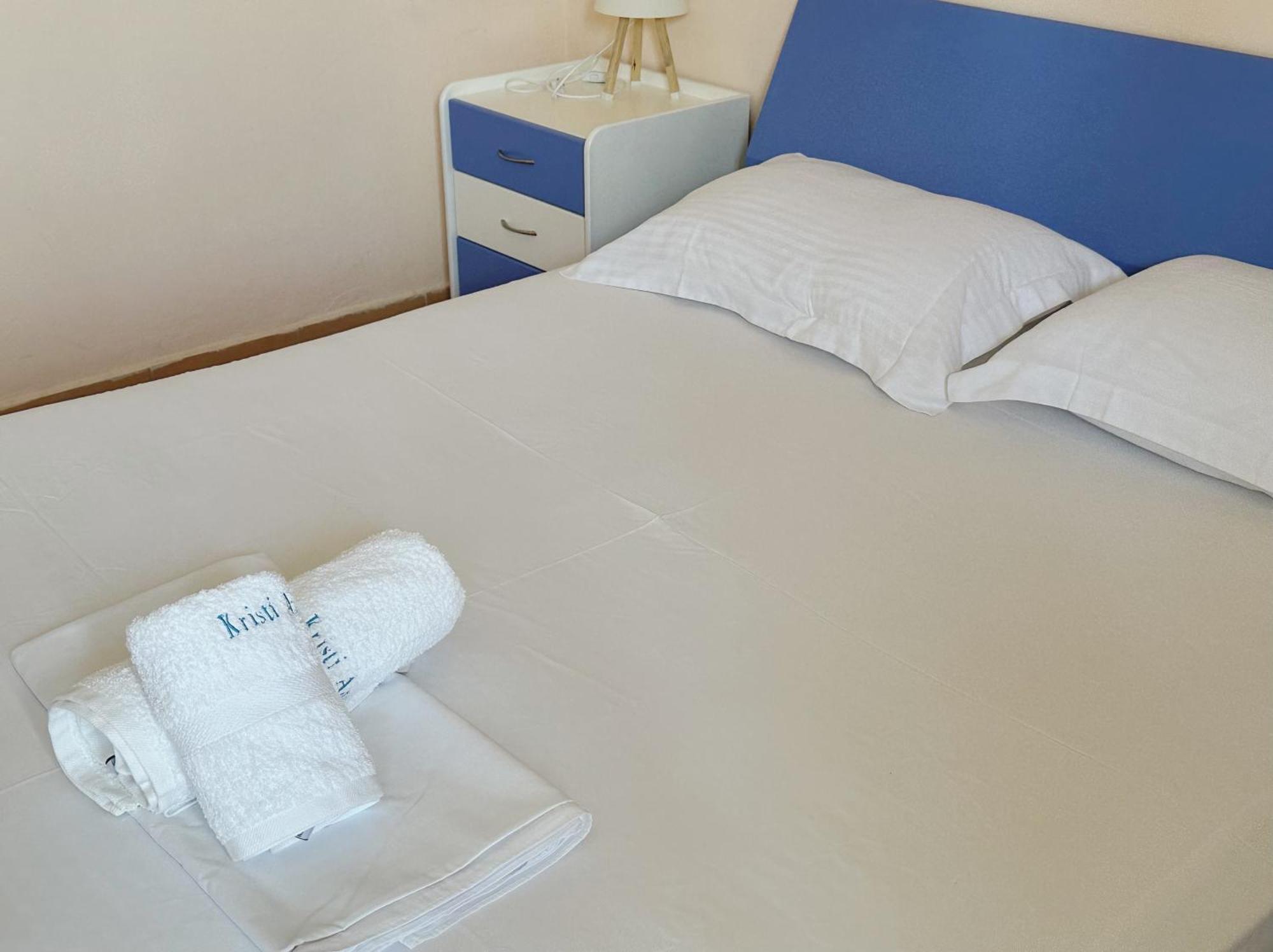 Kristi Apartment 2 Min To Sea Netflix & Espresso Station Saranda Kültér fotó